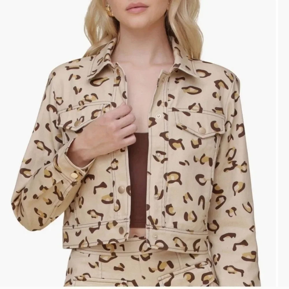 AVEC LES FILLES Denim Cropped Leopard Print Trucker Jacket NEW